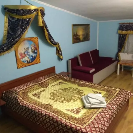 старий замок *