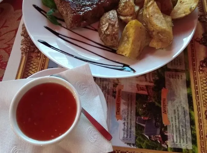 מלון Old Castle לבוב