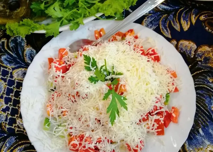 Old Castle מלון *