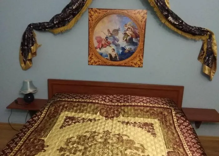 Old Castle מלון לבוב